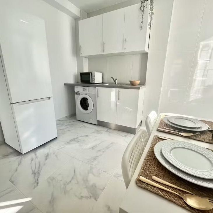 Avenida Sánchez Pizjuan, Sevilla, Andalusia 41009 - Foto 1