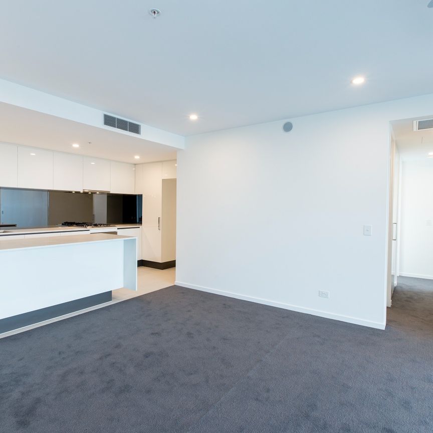 UNFURNISHED APARTMENT 3 BED, 2 BATH, 1 CAR SPACE ON 50 HUDSON ROAD ALBION QLD 4010 - Photo 1