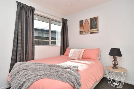 St Albans, 3 bedrooms - Photo 2