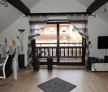 3-Zimmer Dachgeschoss-Wohnung mit herrlichem Balkon - Foto 2