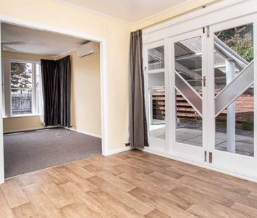 Charming 3 Bedroom Home - Photo 1