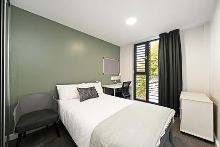 4 bedroom apartment to rent - Photo 2