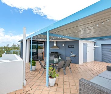 Picnic Point – Three Bedroom Penthouse with Private Roof Top Garden! - Photo 4