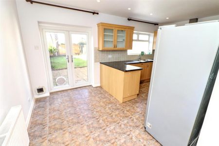 3 bedroom house to rent - Photo 3