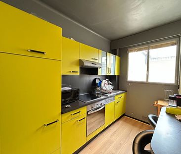 APPARTEMENT MEUBLÉ 2 PIECES 52M² - HYPER CENTRE REIMS - Photo 4