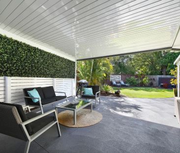 Stylish Home in Sought After Location - Photo 3