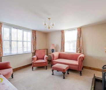 St Johns Green, Colchester, CO2 - Photo 5