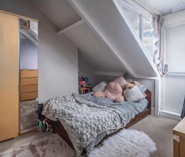 3 bedroom apartment to rent - Photo 4