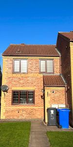 2 bedroom end of terrace house to rent - Photo 4