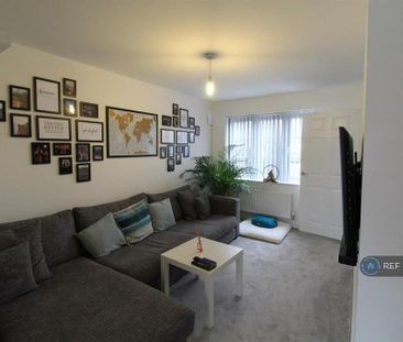 2 bedroom semi-detached house to rent - Photo 3