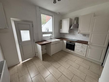 2 bedroom house to rent - Photo 3