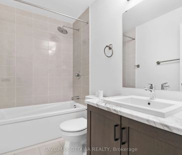 270 Turnbuckle Crescent N - Photo 1