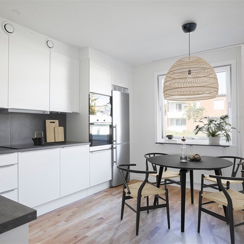 Revärgatan 2 - Foto 1