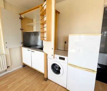 Studio to rent - Photo 5