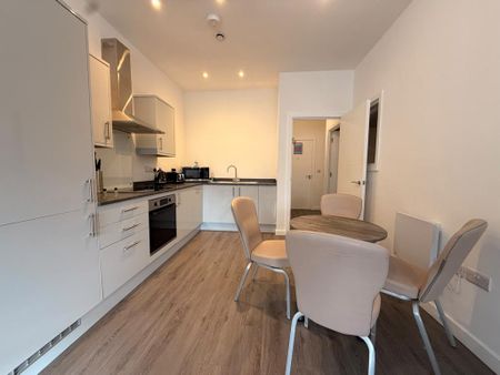 2 bedroom apartment to rent - Photo 5
