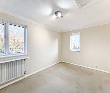 1 bedroom semi-detached house to rent - Photo 4