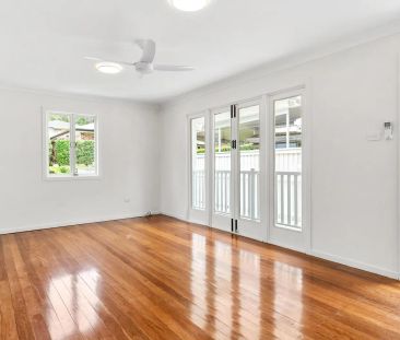 Stunning Three Bedroom Home on Nursery Road! - Photo 4