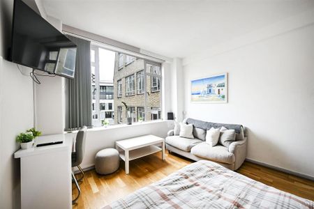 Studio to rent - Photo 5