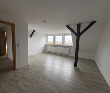 Gemütliche Dachgeschosswohnung in Bremerhaven - Foto 1