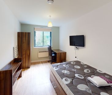 Student Properties to Let - Photo 1