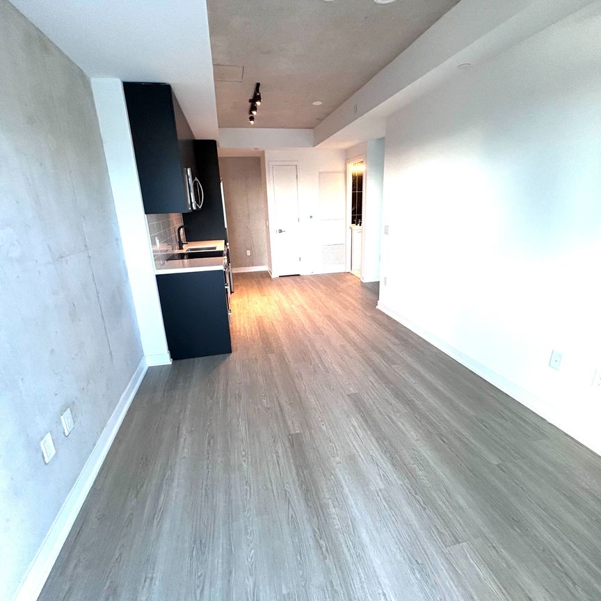 For Lease - 284 KING Street Unit# 1102, Toronto, Ontario - Photo 1