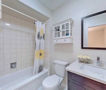 For Lease - 581 Galloway Crescent, Mississauga, Ontario - Photo 6