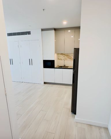 2 bed 2 bath-721 - Photo 3