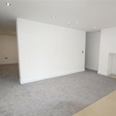 Manchester Road - Photo 1