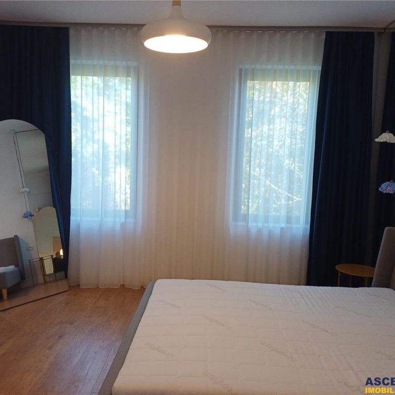 Pet friendly! Casa improspatata, pe 1.000 mp teren, pozitie - Fotografie 1