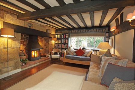 4 bedroom detached house to rent - Photo 2