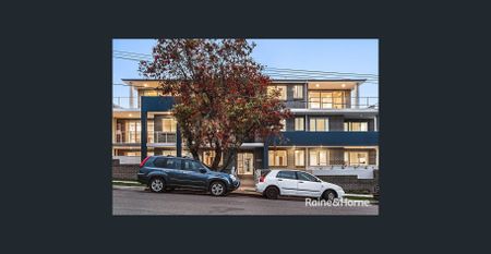 MODERN THREE BEDROOM UNIT - Photo 5