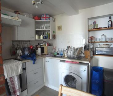 1 bedroom semi-detached house to rent - Photo 6