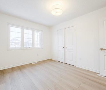 For Lease - 124 Alfred Paterson Drive, Markham, Ontario - Photo 5