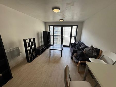 2 bedroom apartment to rent - Photo 2