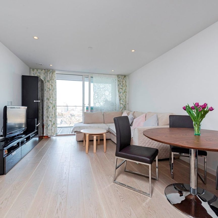 2 Bed Flat, Upper Richmond Road, SW15 - Photo 1