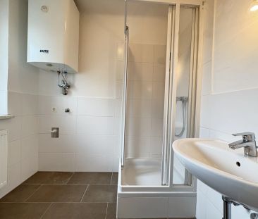 Zwei-Zimmer Wohnung. Hier fängt der Wohnspaß an - Photo 1