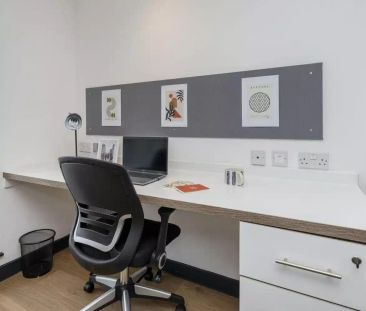 8 Bed Premium En-suite - Photo 5