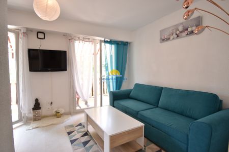Location Appartement 1 pièce 23m² FREJUS 83600 - Photo 2