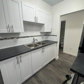 Edgemont Villa - 1 Bedroom - Available Now - Photo 3