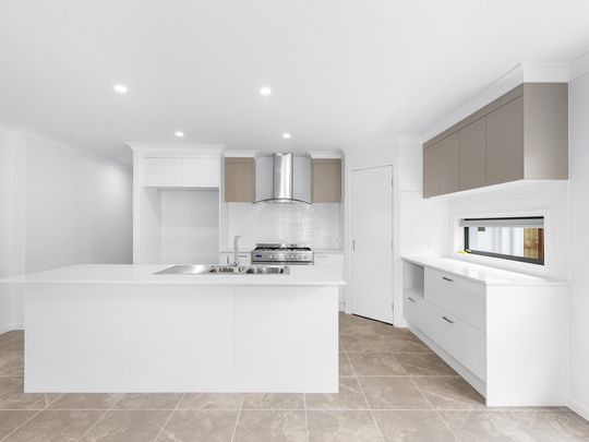 9 Shaw St, Burpengary East QLD 4505 - House For Rent | Domain - Photo 1