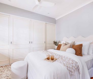 Freestanding Cottage, Entertainer’s Deck and Private Garden - Photo 3