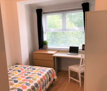 6 Bed Terraced House, Brailsford Road, M14 - Photo 4