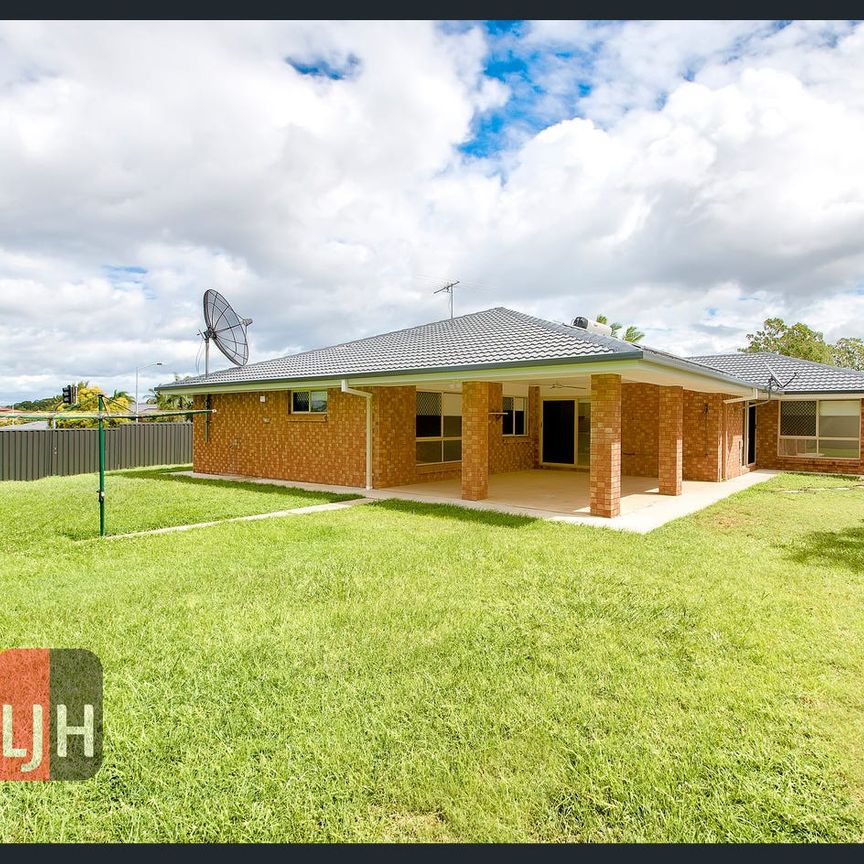 8 Blake Close, McDowall, Qld 4053 - Photo 1