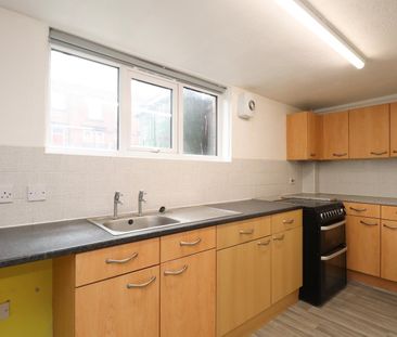 2 bedroom terraced house to rent - Photo 6