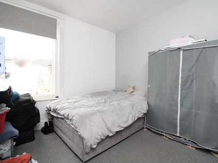 Morris Road, Southampton - Photo 3