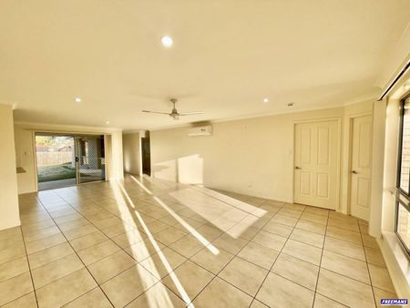 Lovely 4 Bedroom Family Home - Photo 3