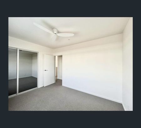 4b2b Rustic Avenue, Burwood East, Vic 3151 - Photo 4