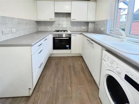 1 bedroom flat to rent - Photo 3