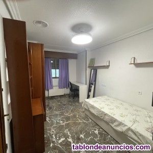 Alquilo piso completo al lado plaza circular - Photo 1