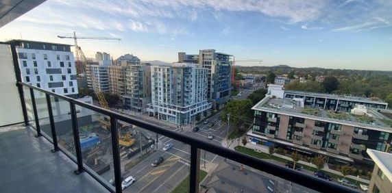 Stunning 11th Floor Apartment with Breathtaking Views - Photo 2